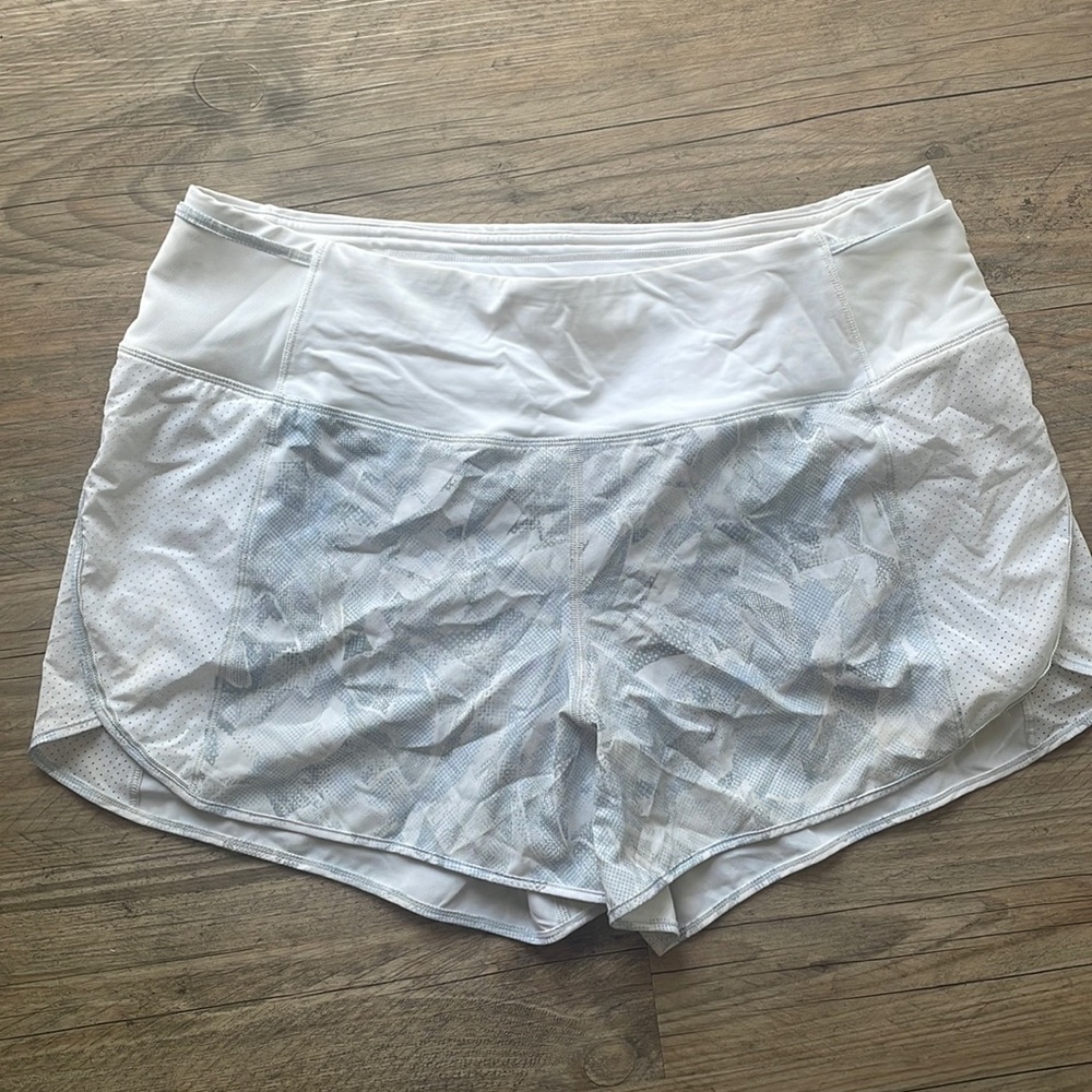 Lululemon Speed Up Low-Rise Lined Short 3”